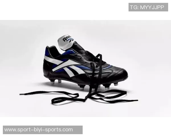 足球鞋挡板的设计与功能解析助力运动员提升场上表现